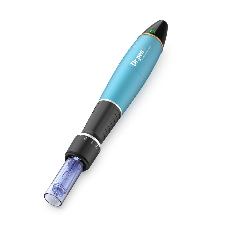 Dr. Pen A1 blå microneedling-penna med nålpatron, ergonomisk mikronålningsenhet för professionell hudbehandling.